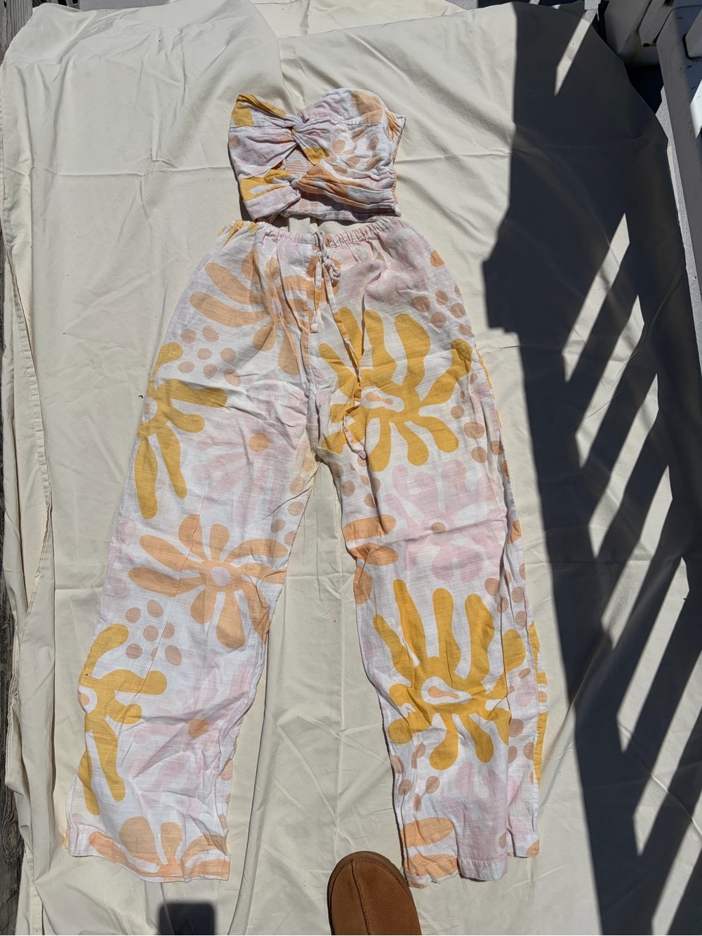 Floral Wide-Leg Pants Set in White and yellow